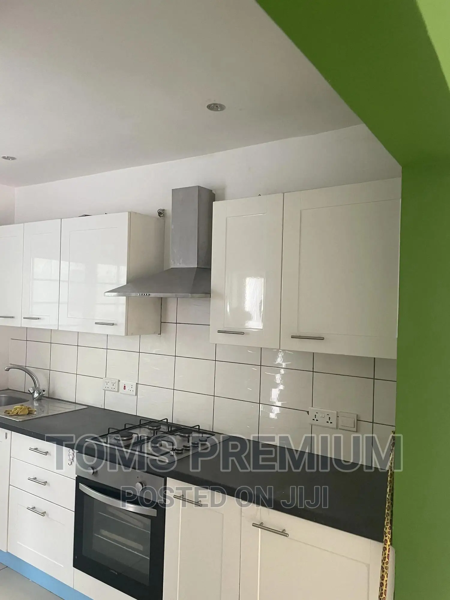 2bdrm Townhouse / Terrace in Cpl Estate, Ashaley Botwe for Rent