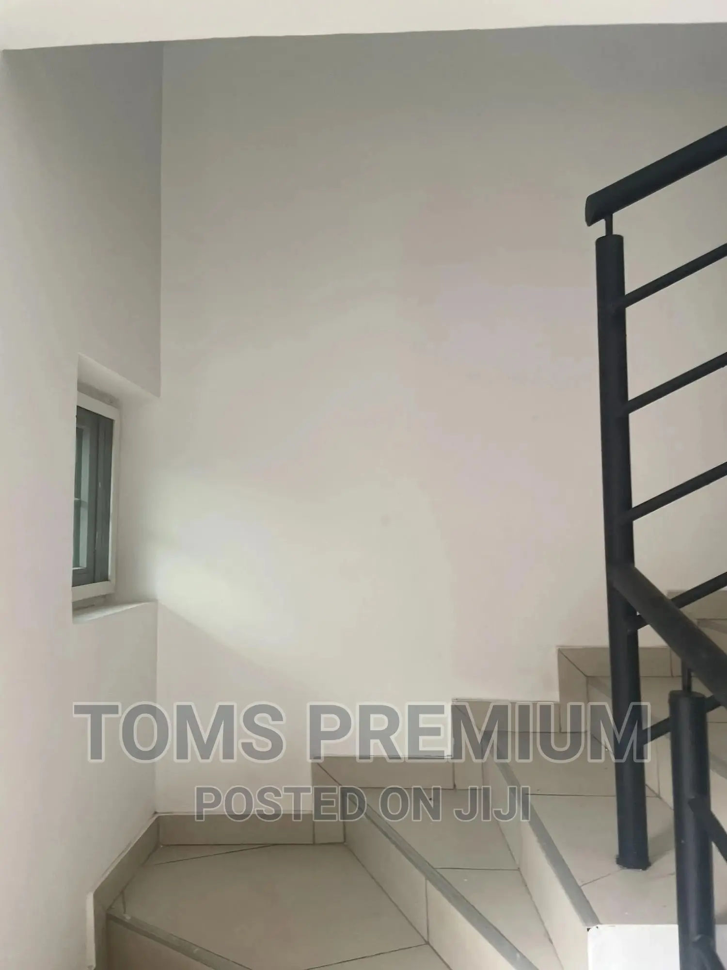 2bdrm Townhouse / Terrace in Cpl Estate, Ashaley Botwe for Rent