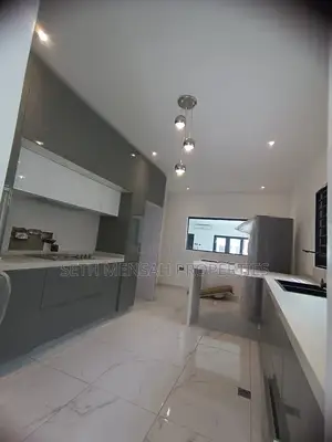 3bdrm House in Oyarifa for Sale