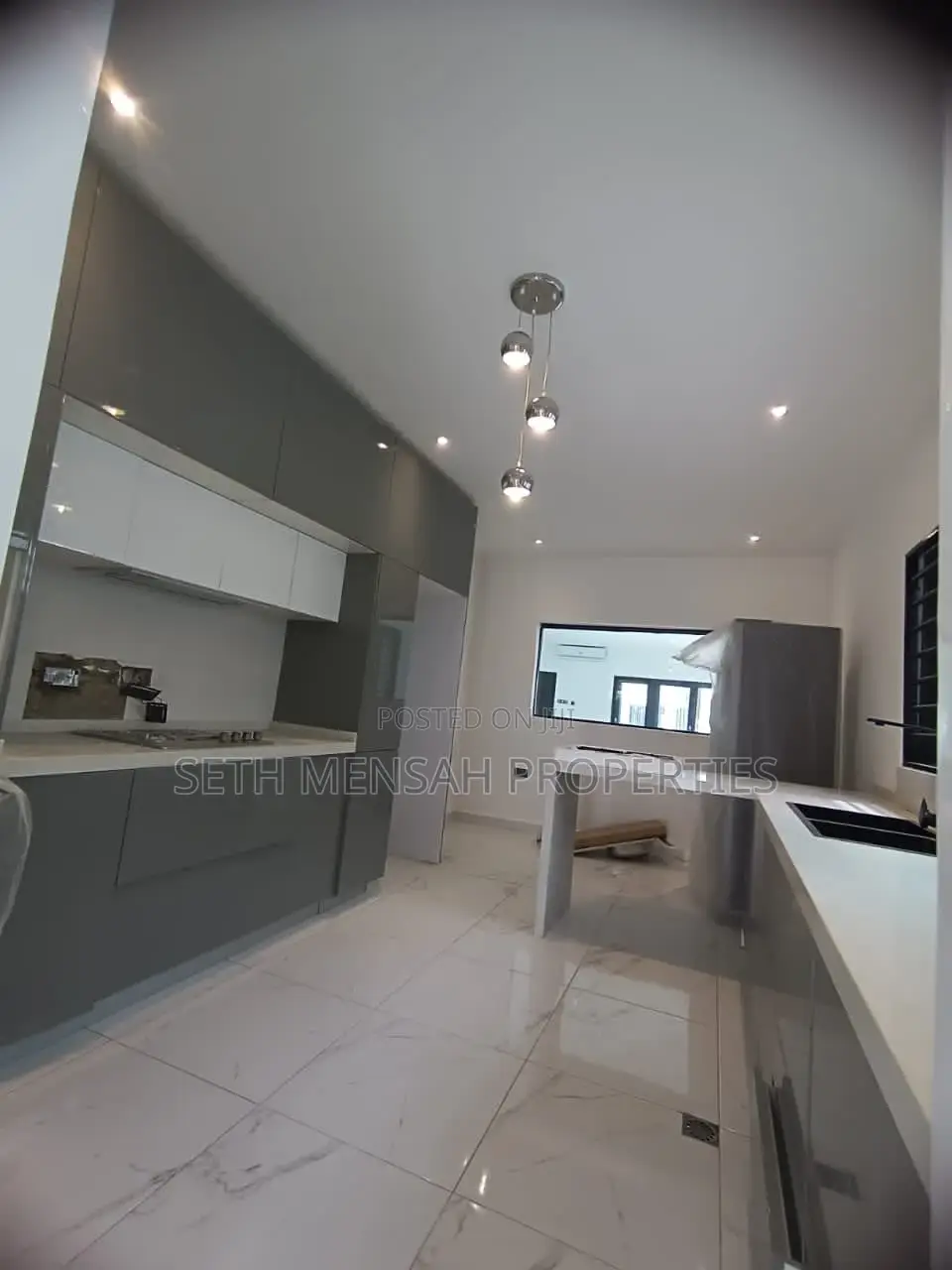 3bdrm House in Oyarifa for Sale