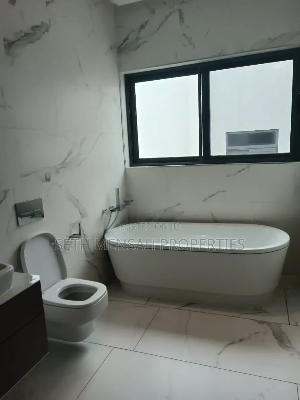 3bdrm House in Oyarifa for Sale