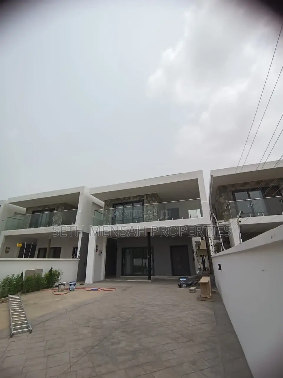 3bdrm House in Oyarifa for Sale