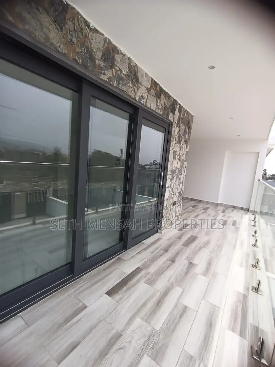 3bdrm House in Oyarifa for Sale