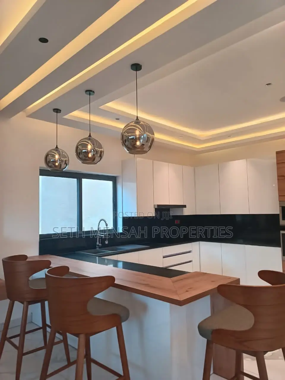 3bdrm House in East Legon for Sale