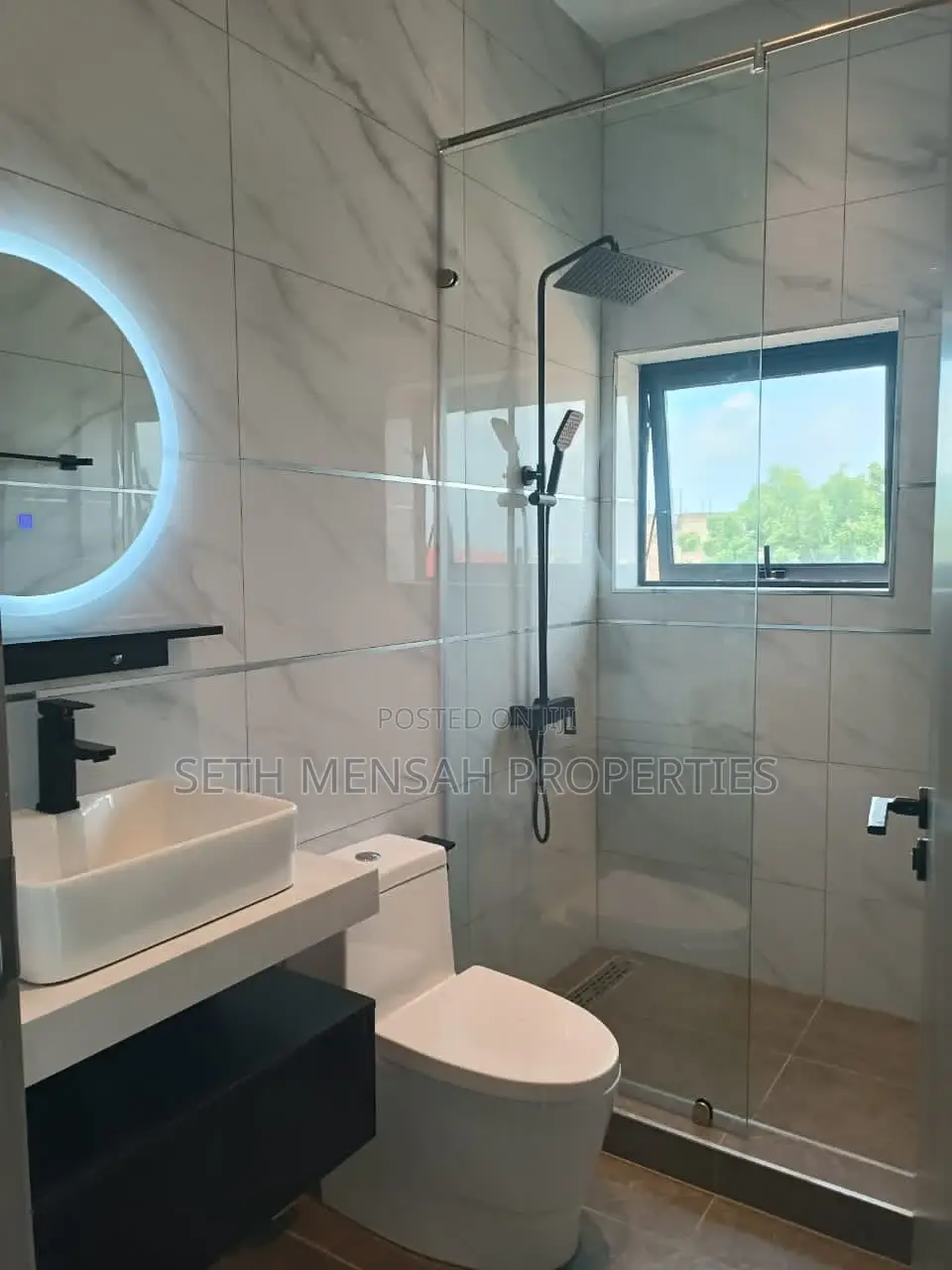 3bdrm House in East Legon for Sale