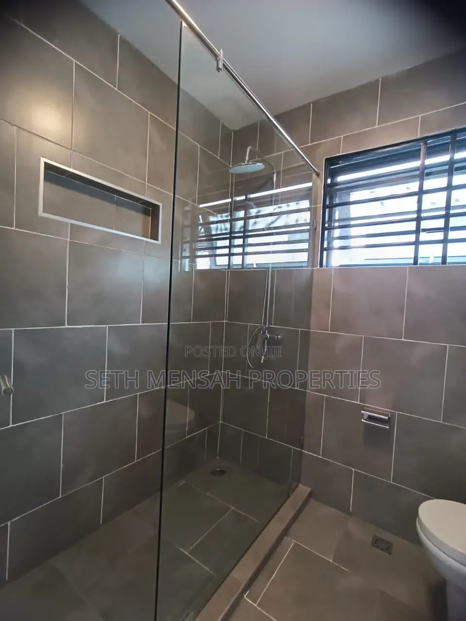 3bdrm House in Airport Residential Area for Rent