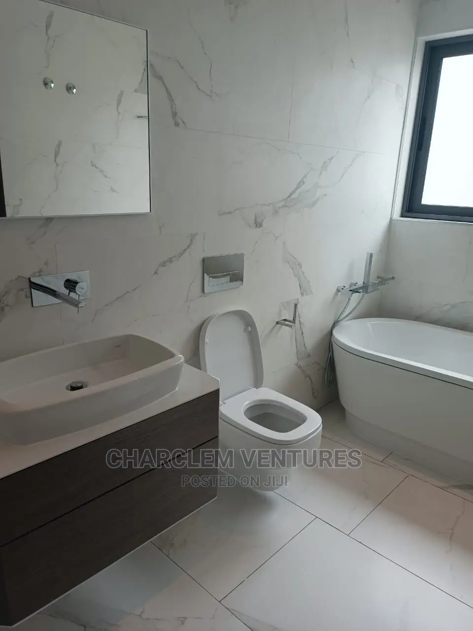 3bdrm Townhouse / Terrace in Charclem Ventures, Accra Metropolitan