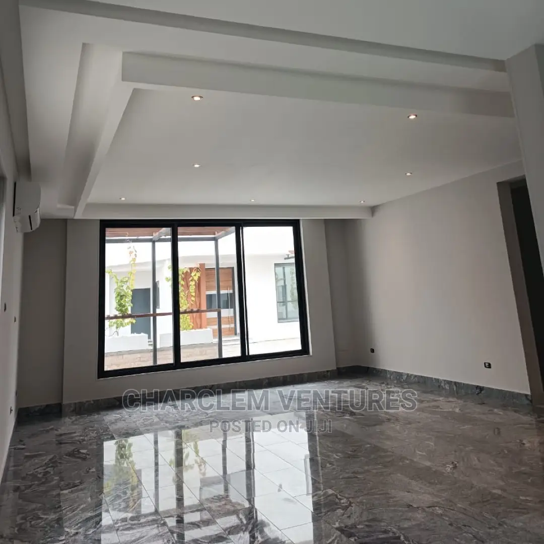 3bdrm Townhouse / Terrace in Charclem Ventures, Accra Metropolitan
