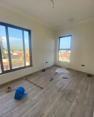 4bdrm House in Adjiriganor for Rent