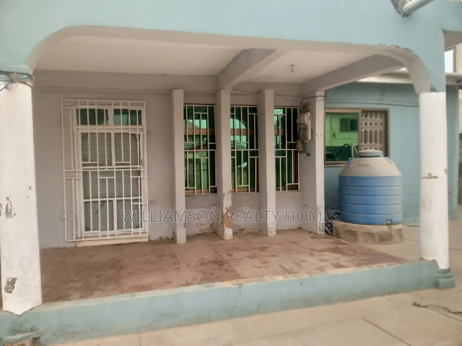1bdrm Apartment in Community 18, Spintex for rent