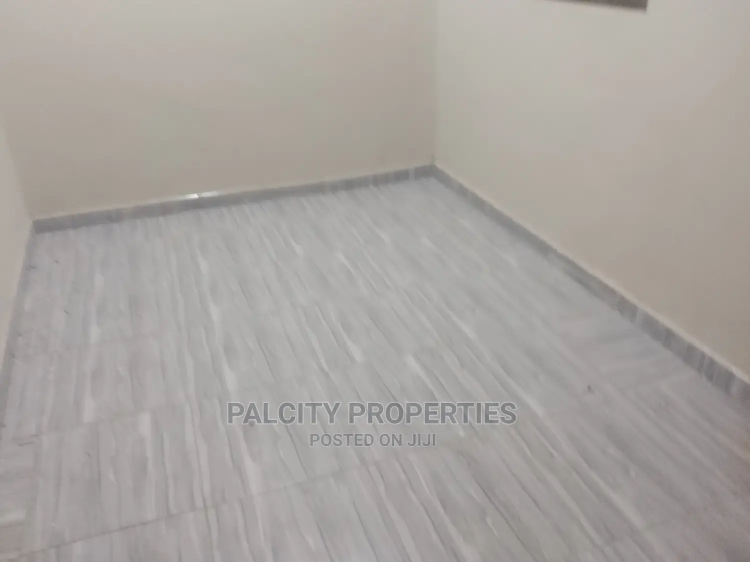 2bdrm Apartment in Paraku Estate, Kumasi Metropolitan for Rent