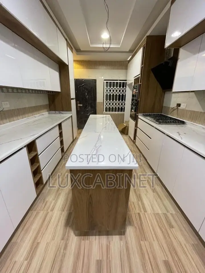 Modern Kitchen Cabinets