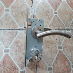 Door Lock(Rosette Curve Handle)