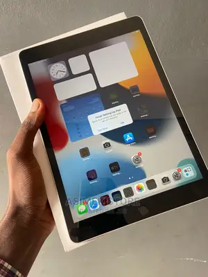 New Apple iPad 10.2 (2021) 64 GB Silver