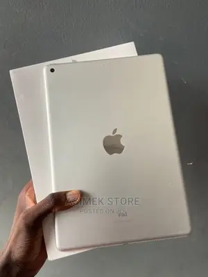 New Apple iPad 10.2 (2021) 64 GB Silver