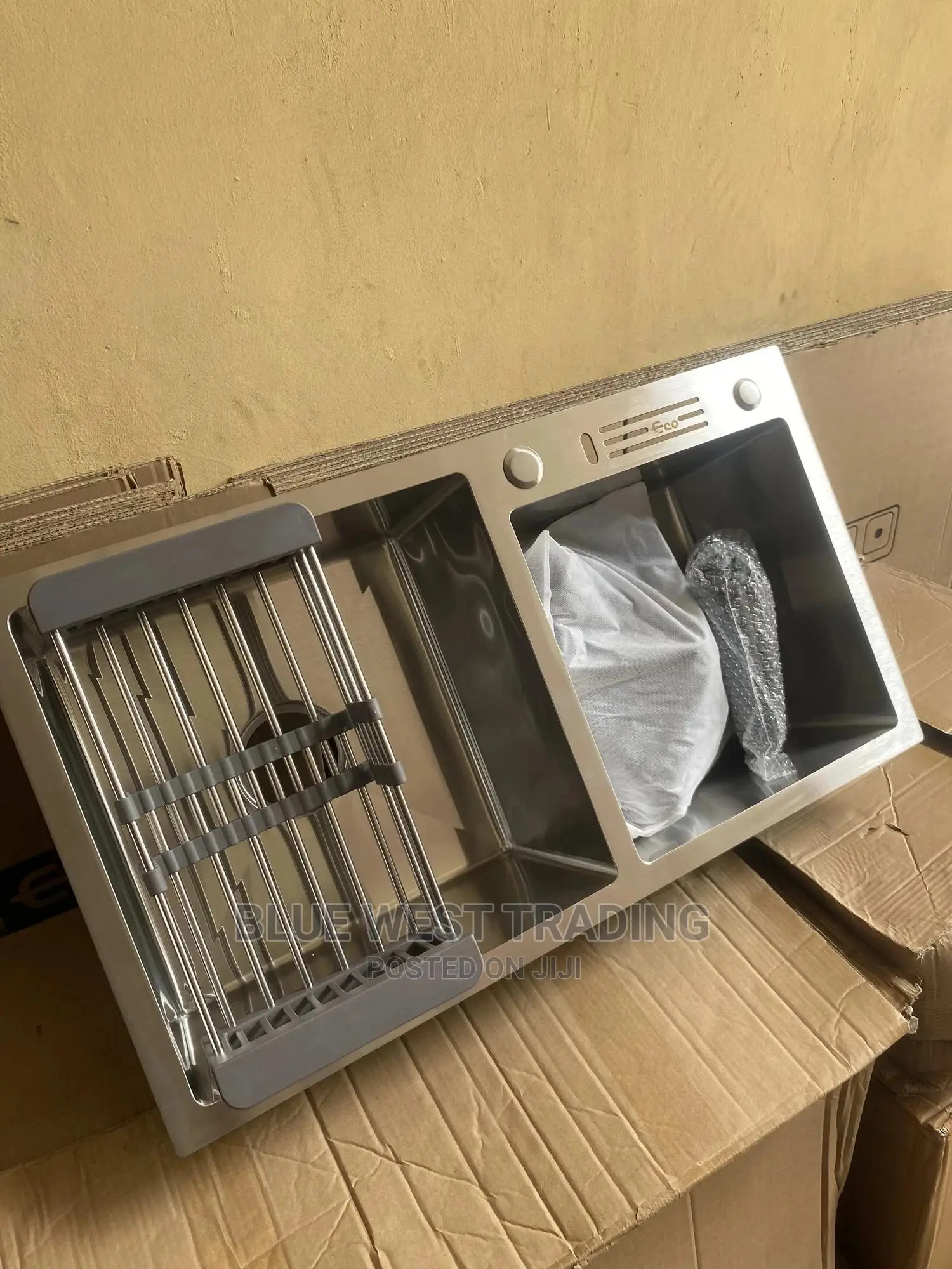 Grey Cabinet Sink With Knife Holder