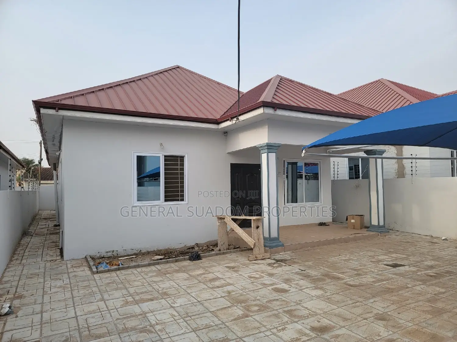 3bdrm House in Suadom Properties, Spintex for Sale