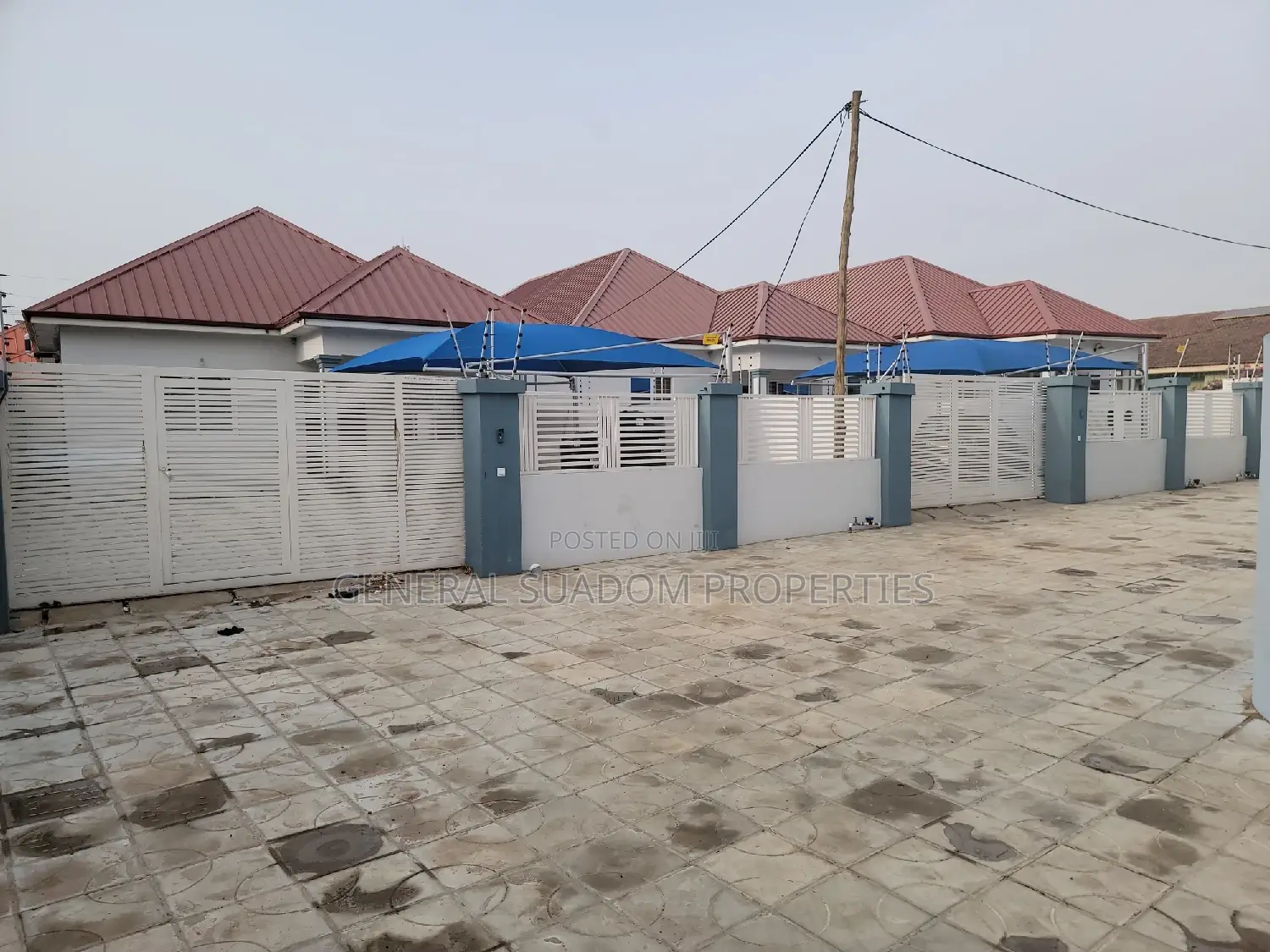 3bdrm House in Suadom Properties, Spintex for Sale