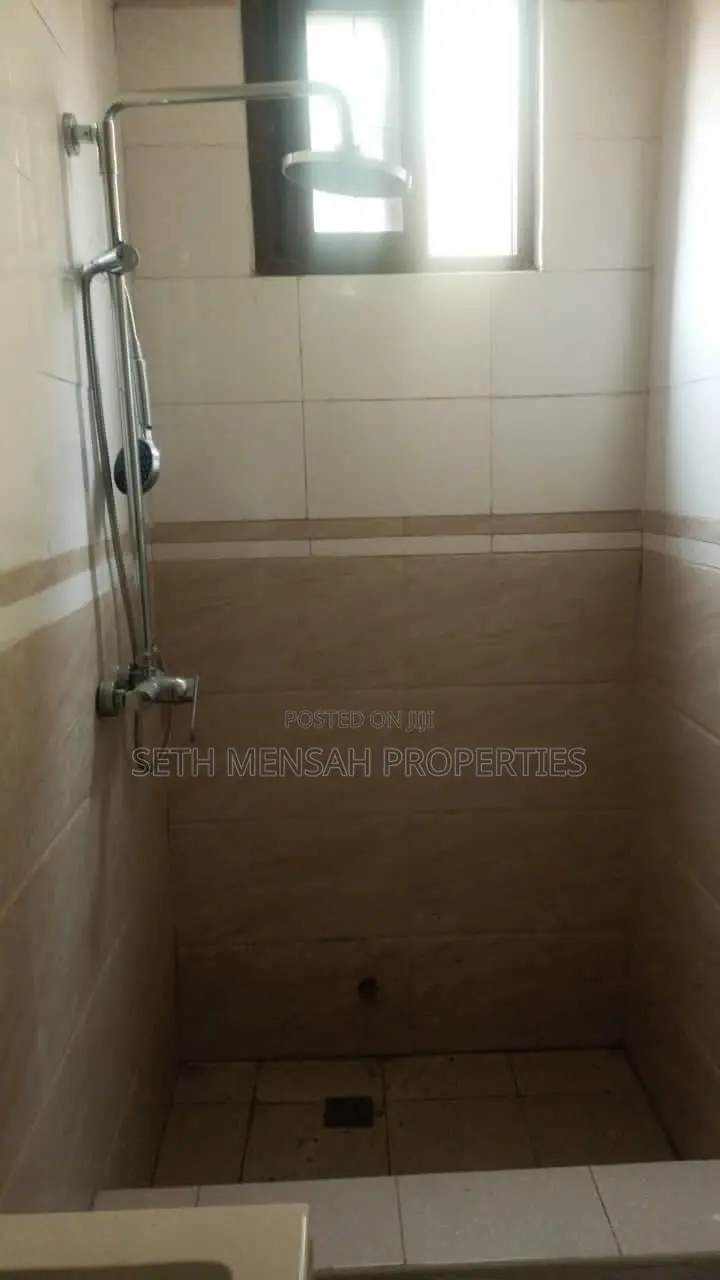 2bdrm House in Tesano for Rent