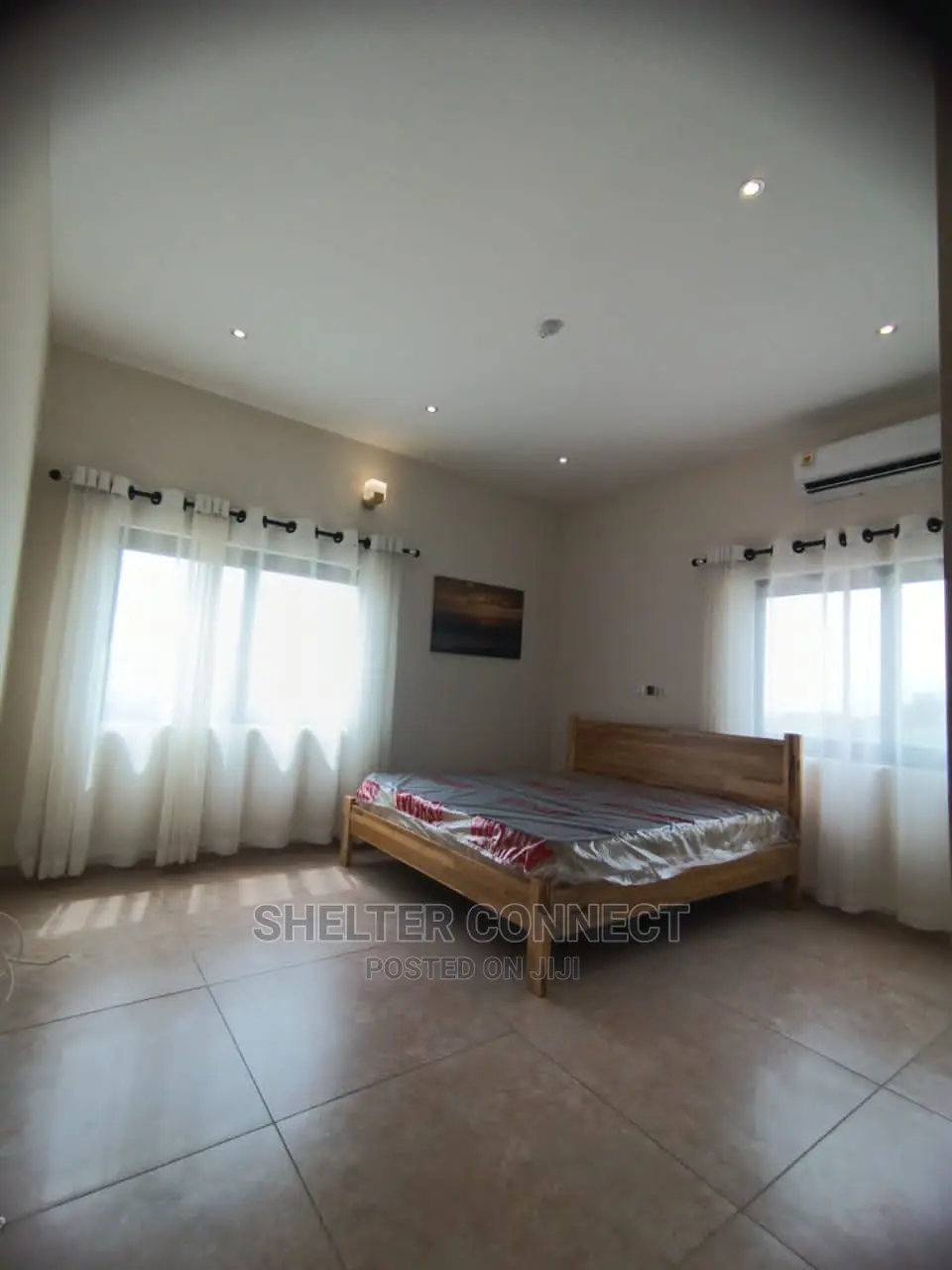 4bdrm Townhouse/Terrace in Oyarifa for Sale