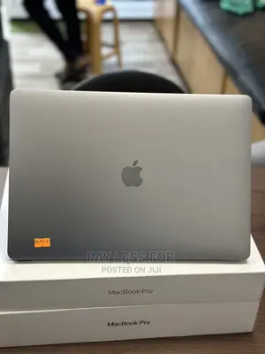 Laptop Apple MacBook Pro 2017 16GB Intel Core I7 SSD 1T