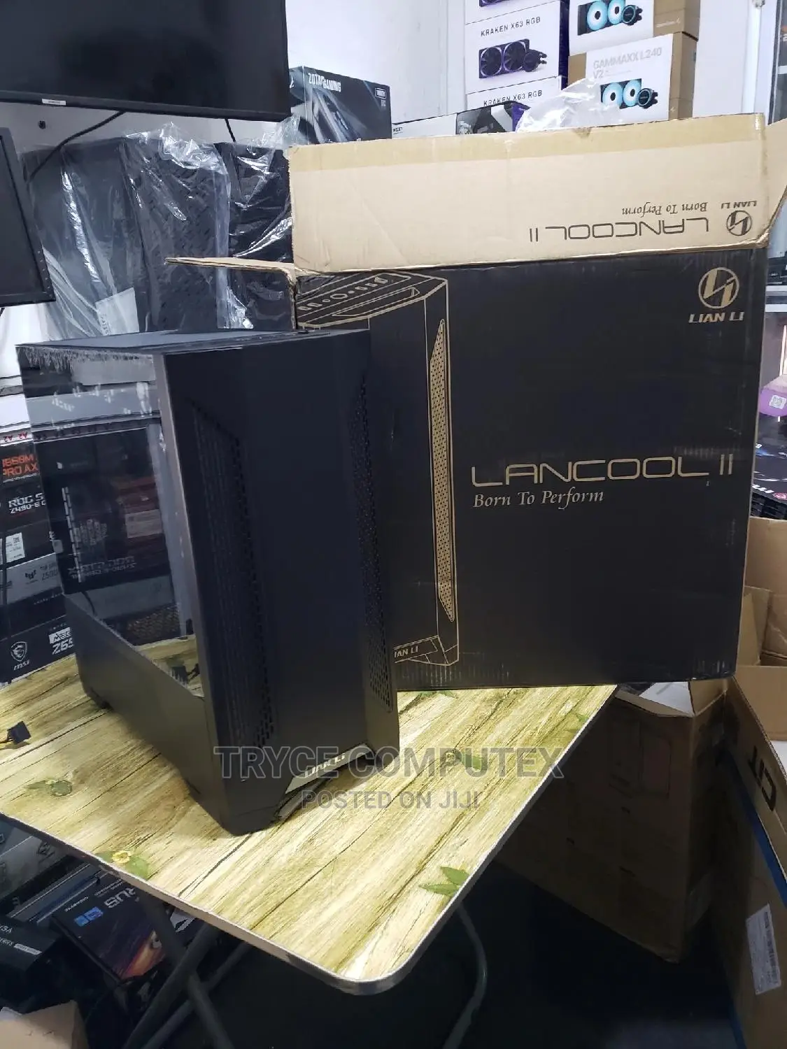 Lian Li Lancool Tempered Glass Atx Cas