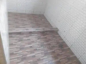 Experienced Tiles Contrutor