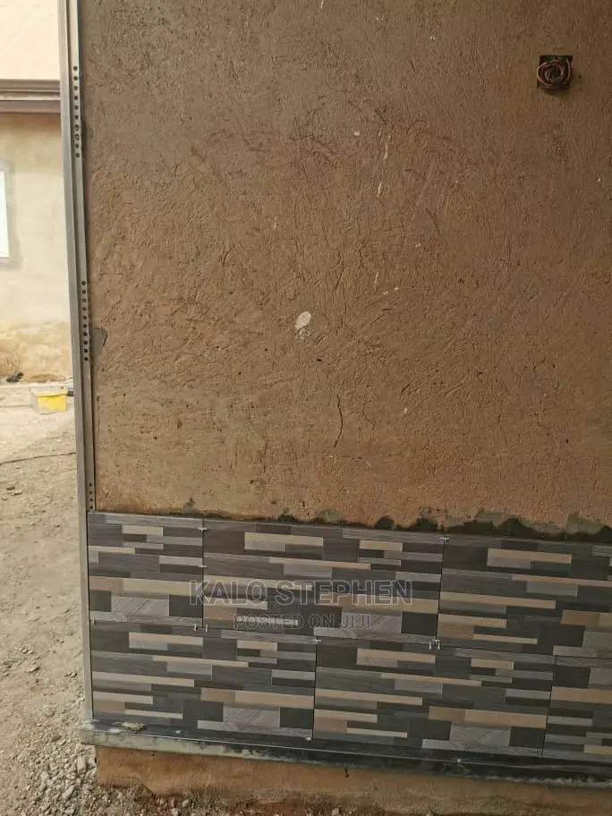 Experienced Tiles Contrutor