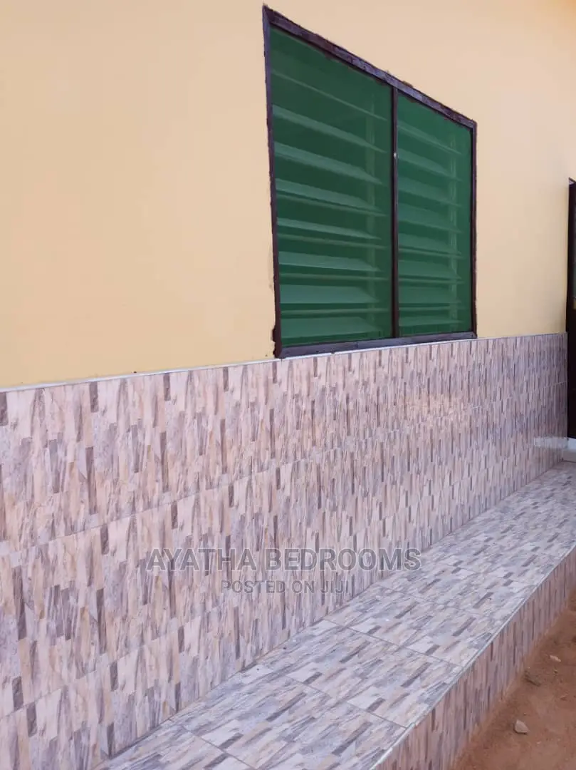 2bdrm Apartment in Ayathar Bedroom, Teshie for Rent