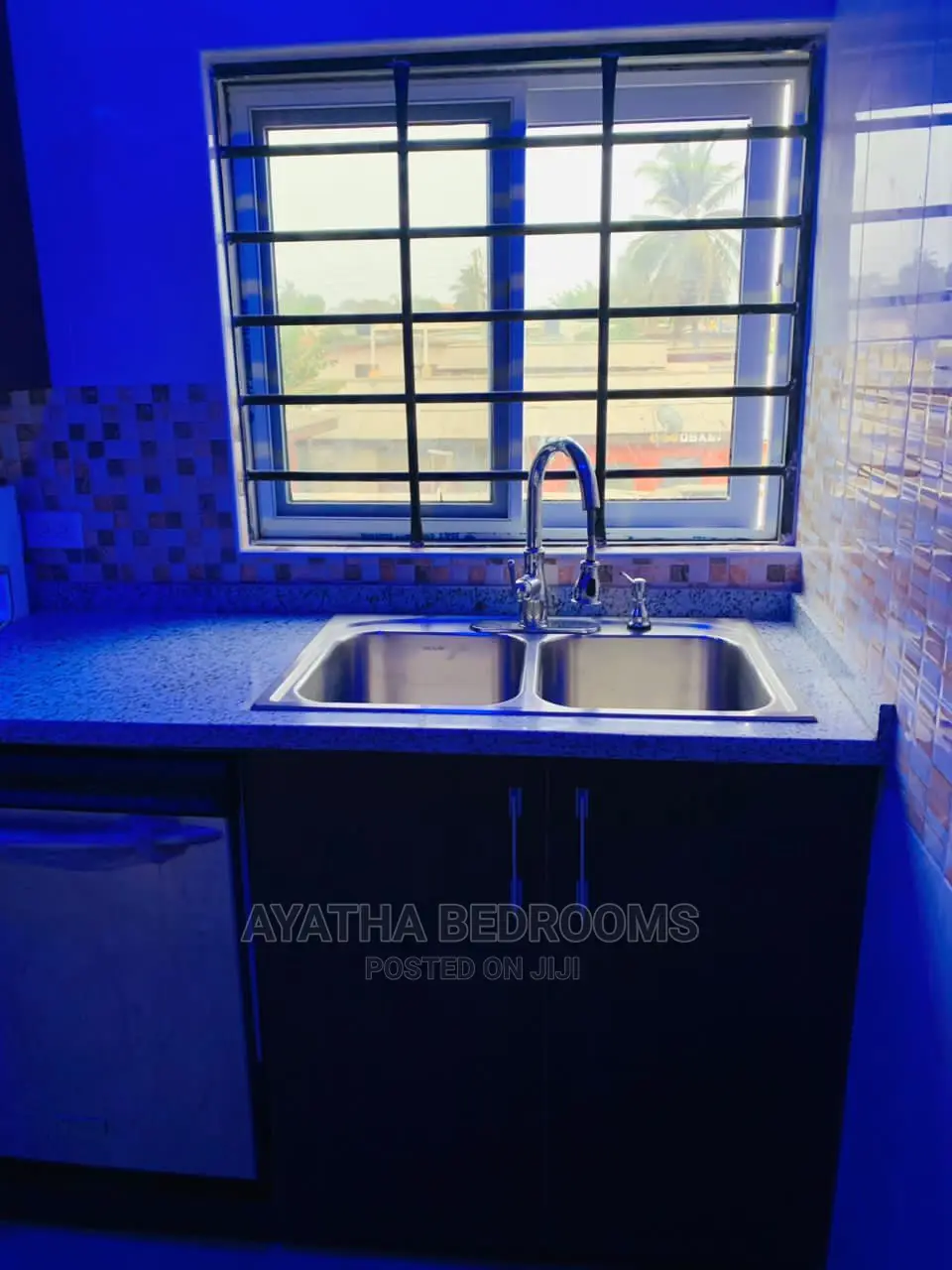 4bdrm Apartment in Ayathar Bedroom, Cold Store for Rent