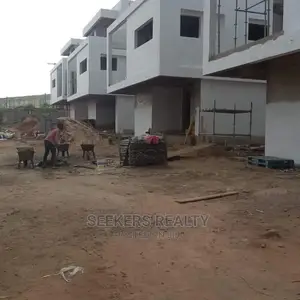 4bdrm Townhouse/Terrace in Tseaddo for Sale
