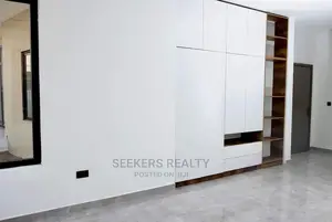 3bdrm House in East Legon for Sale