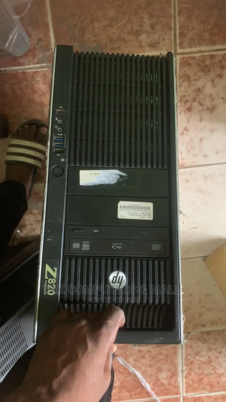 Server HP Easy Connect 64GB Intel Xeon HDD+SSD 2T
