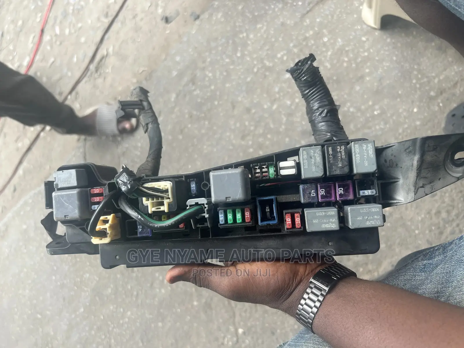 Toyota Corolla//Vibe/Matrix 2004-2008 Fuseboard