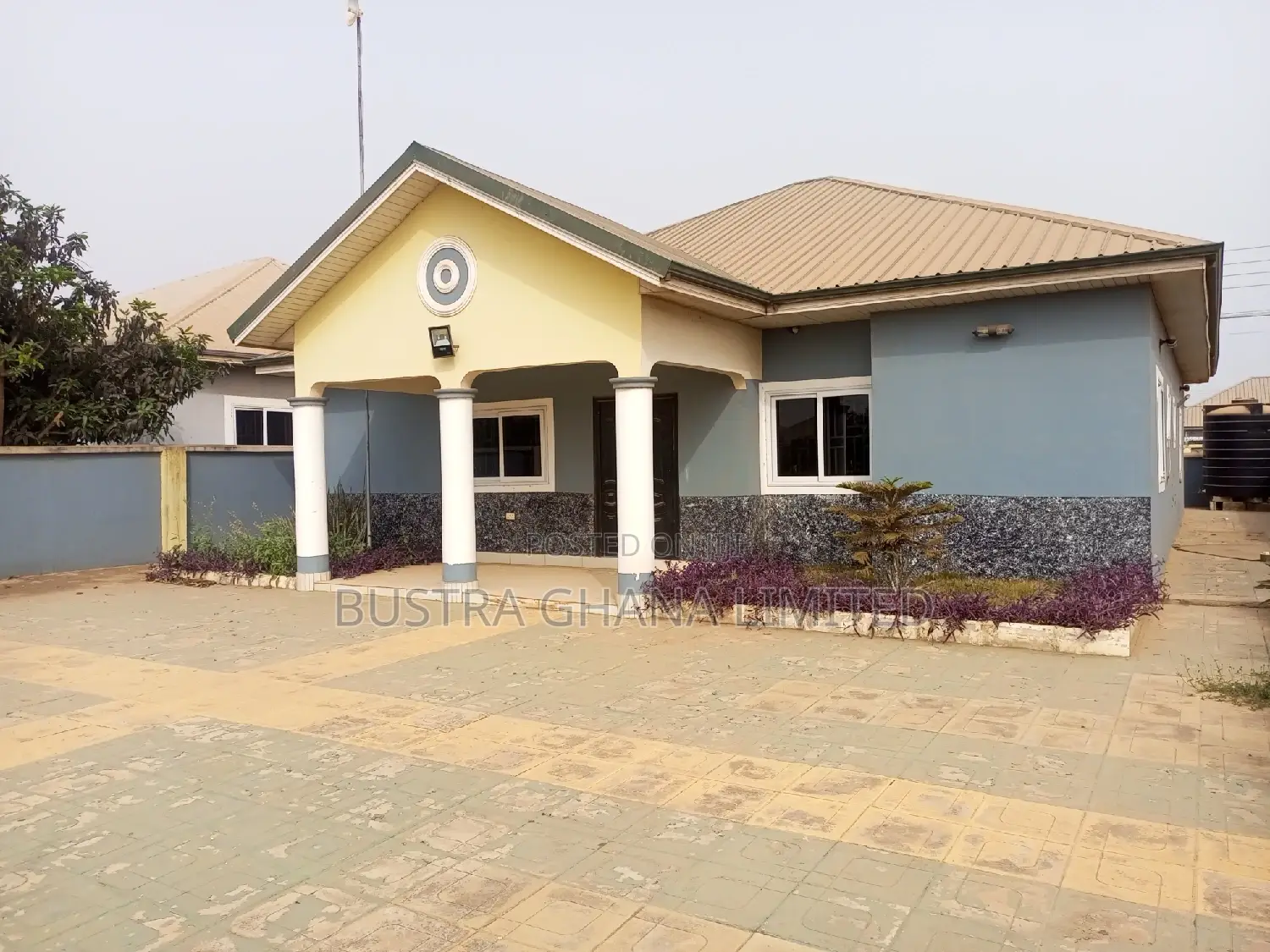 3bdrm House in Tema Community 25 for sale