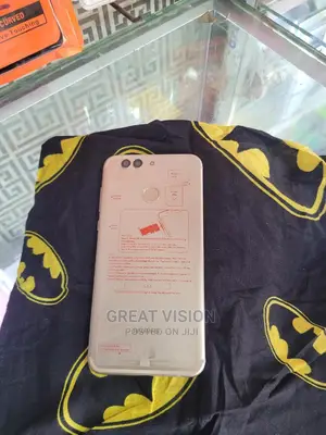 Huawei Nova 2 Plus 128 GB Silver