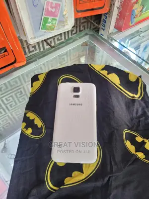 Samsung Galaxy S5 32 GB White