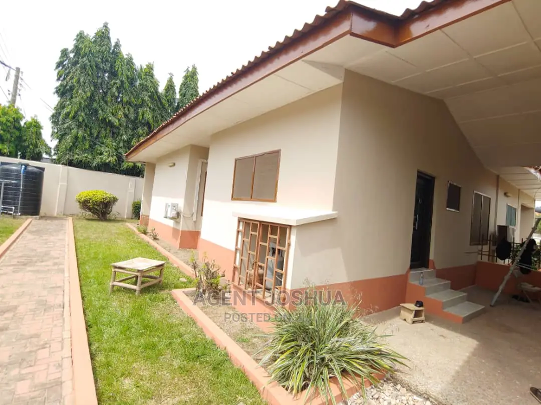 Furnished 2bdrm House in Regimanuel Estate for rent