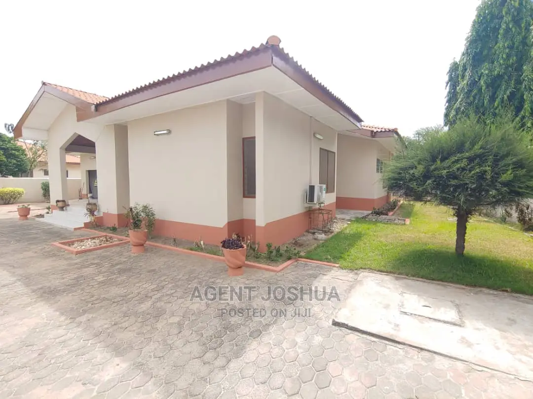 Furnished 2bdrm House in Regimanuel Estate for rent