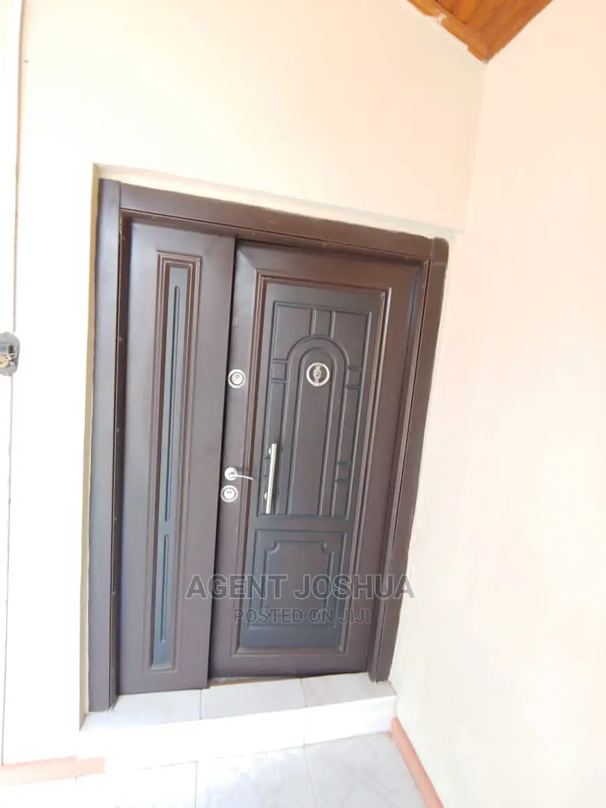 Furnished 2bdrm House in Regimanuel Estate for rent