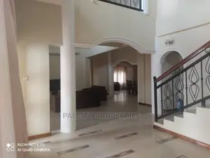 7bdrm House in Atasamanso, Kumasi Metropolitan for Rent