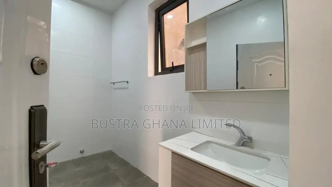 Furnished 4bdrm Mansion in Tseaddo Not Far From, Trade Fair for sale