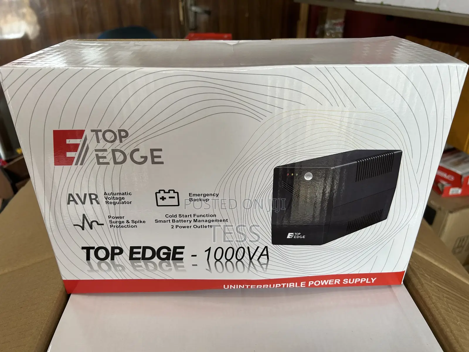 1000va Ups Top Edge With (Avr)