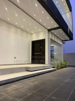 4bdrm House in Oyarifa for Sale