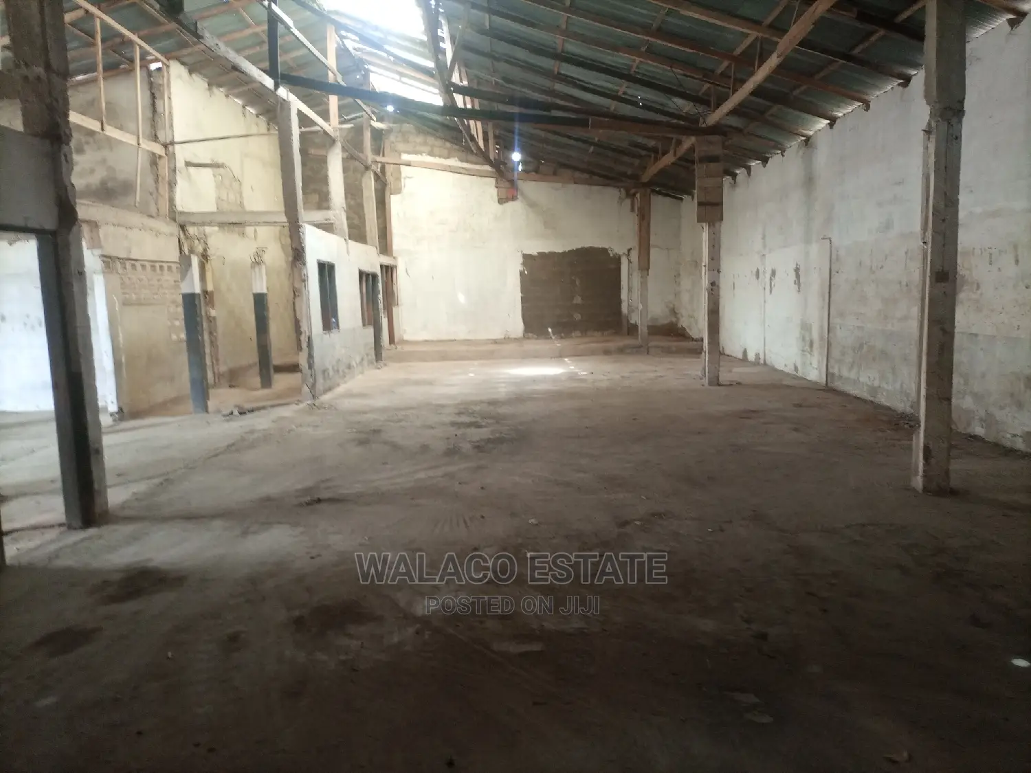 600square Metre Warehouse at Bubuashie for Renr