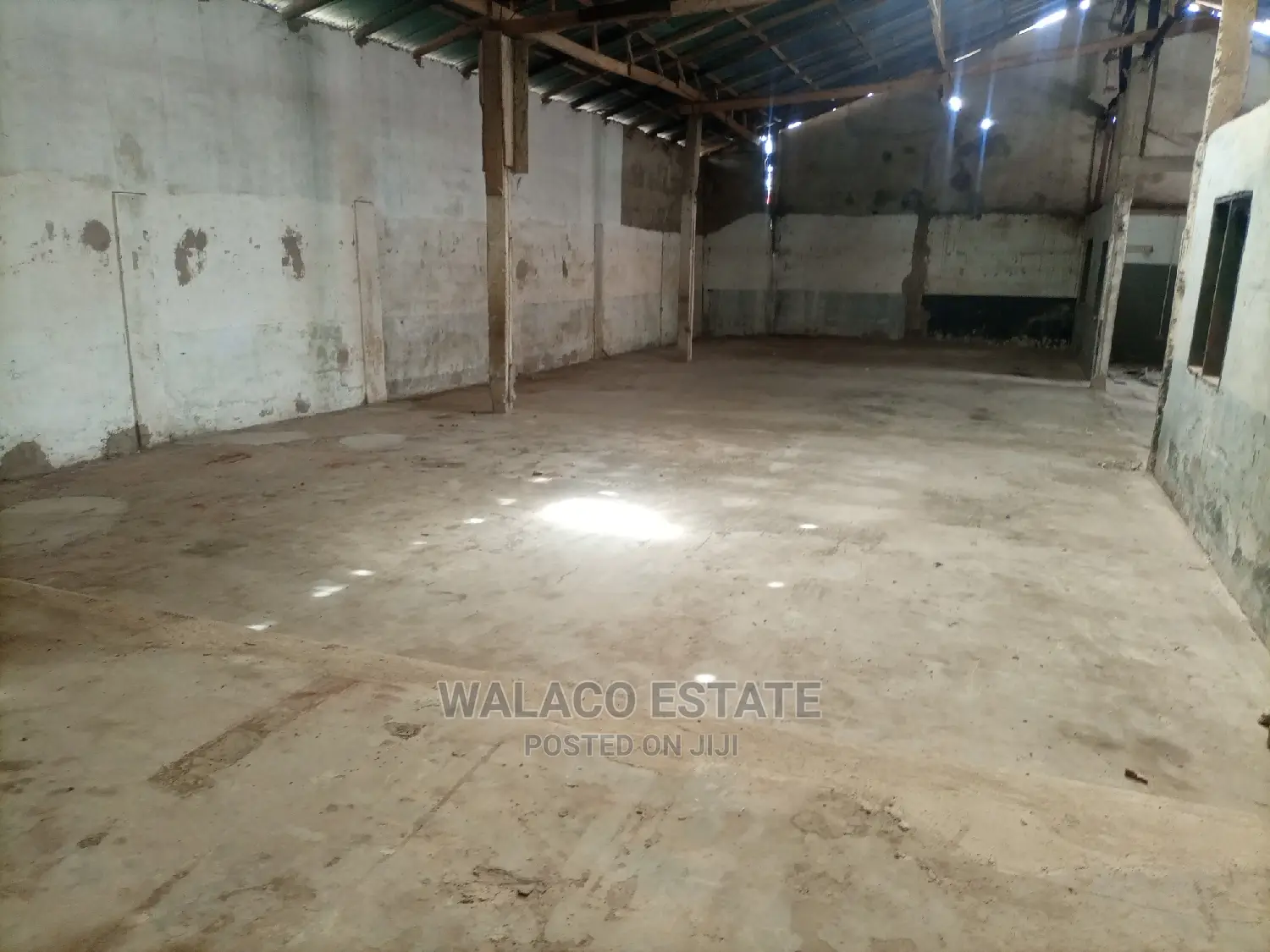 600square Metre Warehouse at Bubuashie for Renr