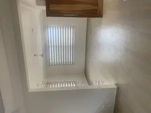 2bdrm Apartment in East Airport for Rent