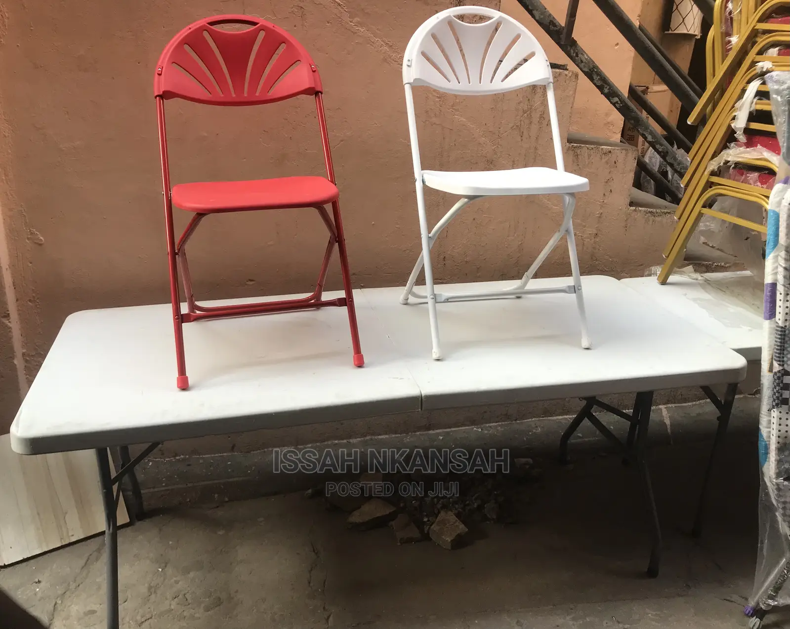 4 Chairs and Folding Table