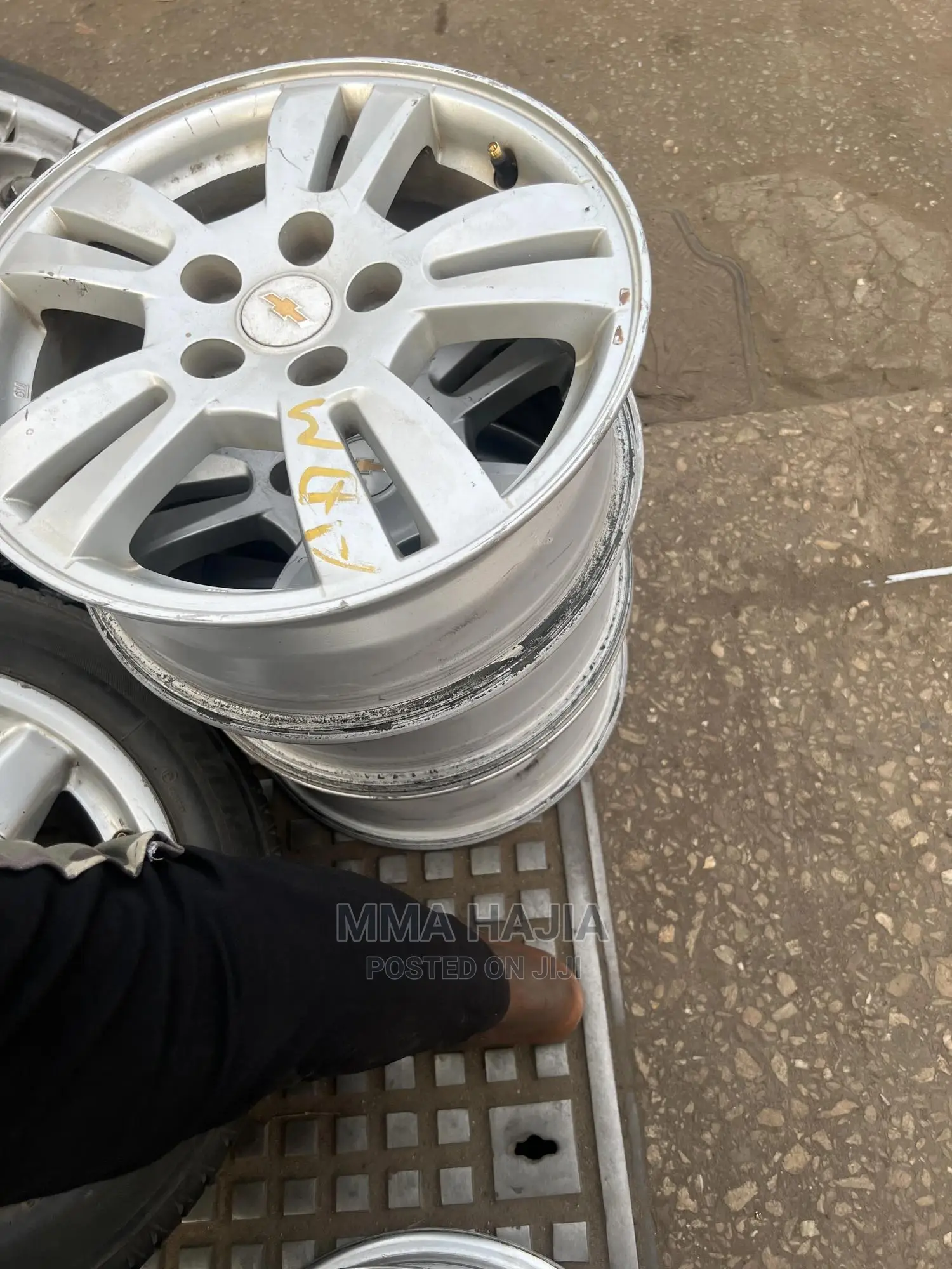 Rim 16 for Toyota and Chevlet Cruse