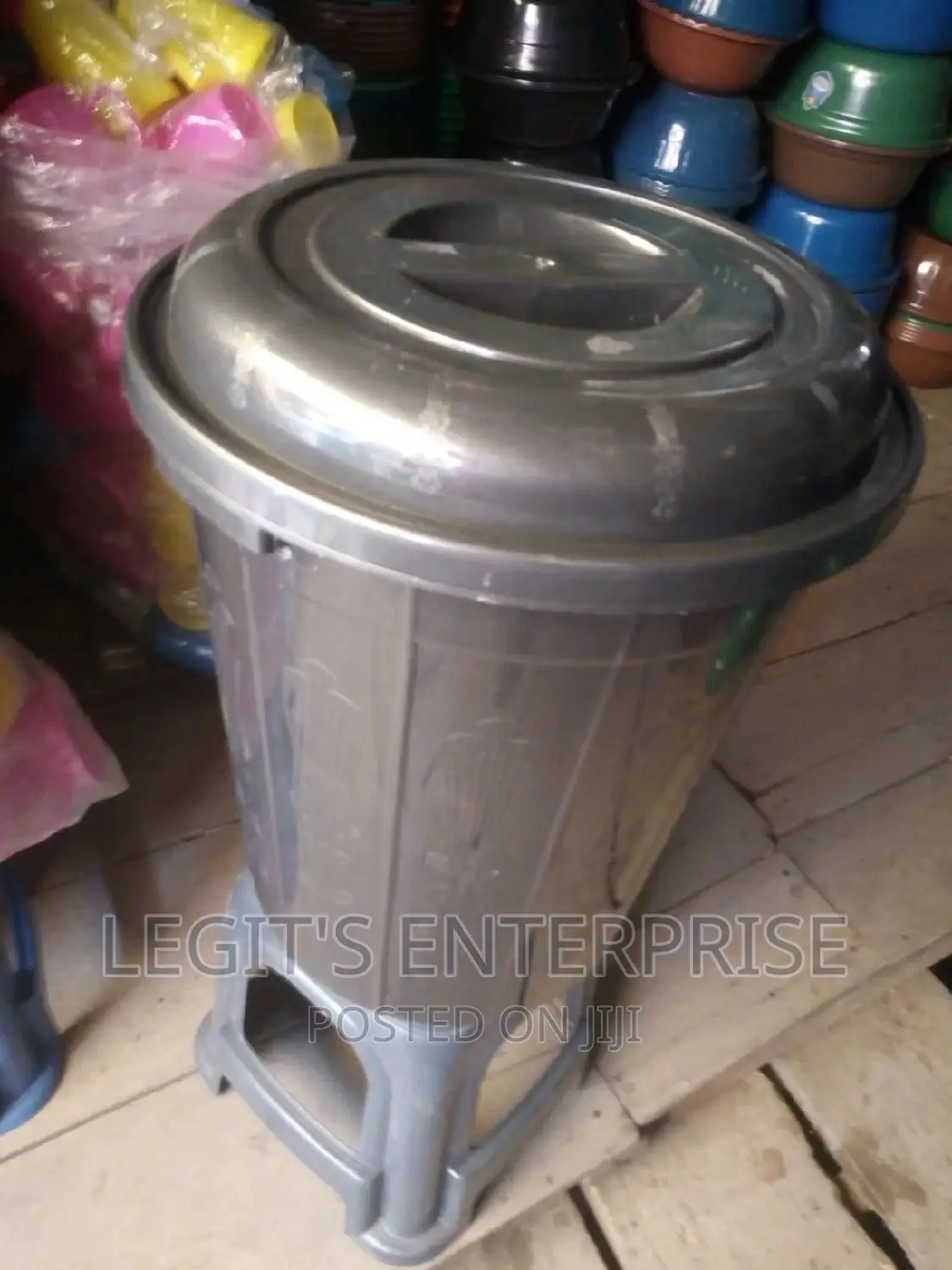 Mini Water Container